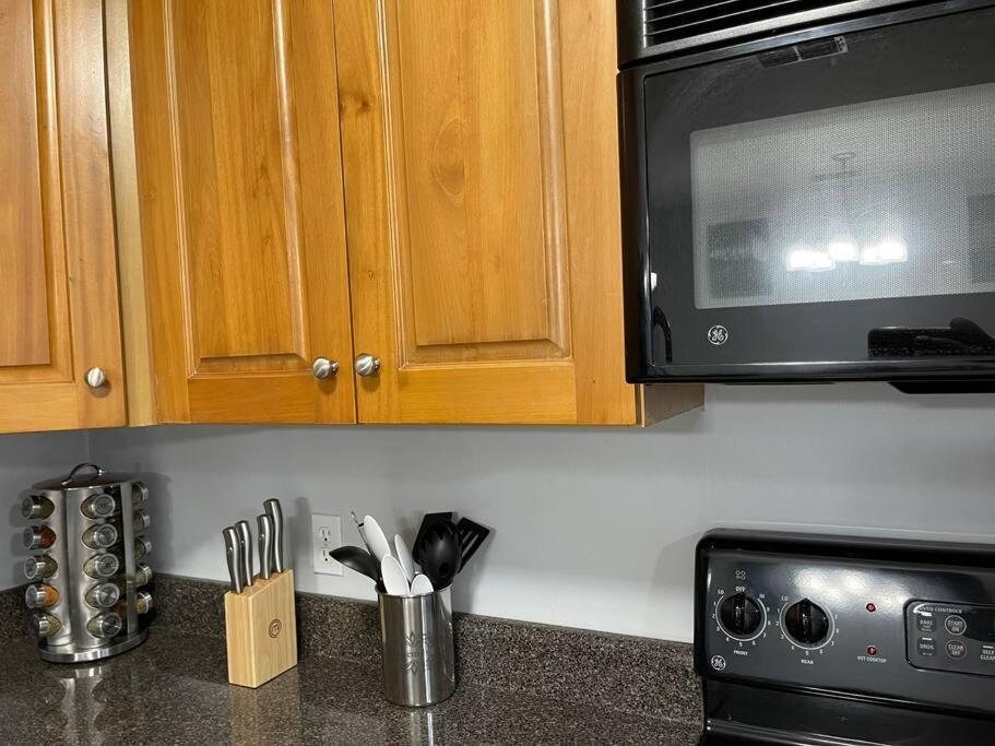 Cheerful 3-Bedrooms With Free Parking On Premises Таллагассі Екстер'єр фото